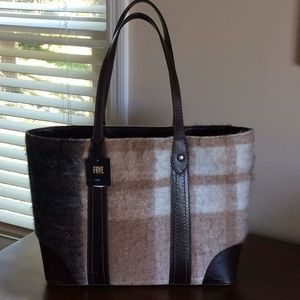 NWT Frye Melissa Blanket Shopper